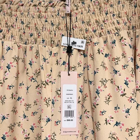 BCBGENERATION Smocked Waist Shorts In Peach - Picture 4 of 8